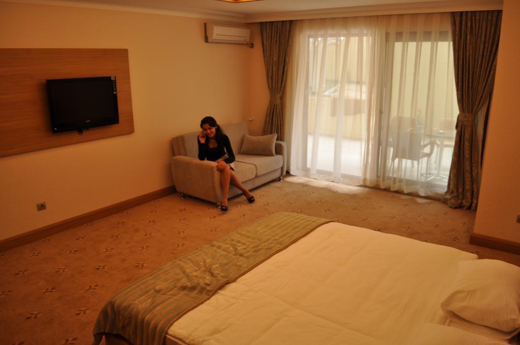 Green Thermal Hotel ヤロヴァ 部屋 写真